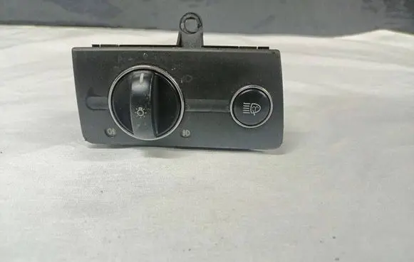 Mercedes-Benz E W211 Light switch 2115450104 04056000