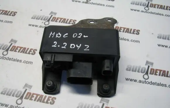 Mercedes-Benz C W203 Glow plug pre-heat relay