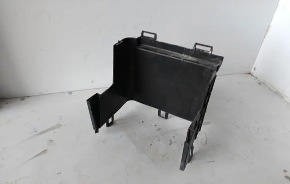 Volkswagen Jetta V Battery box tray 1K0915336B