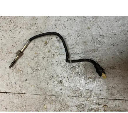 Mercedes-Benz C W205 Exhaust gas temperature sensor A0009058904