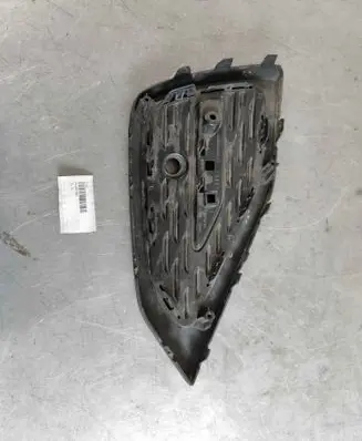 Audi Q2 - Front bumper lower grill 81a807881