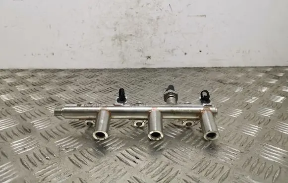 Jeep Renegade Fuel main line pipe 3312180133
