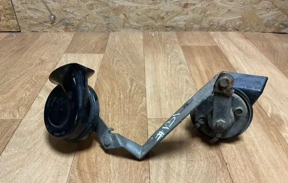 Mercedes-Benz A W168 Horn signal A28657625