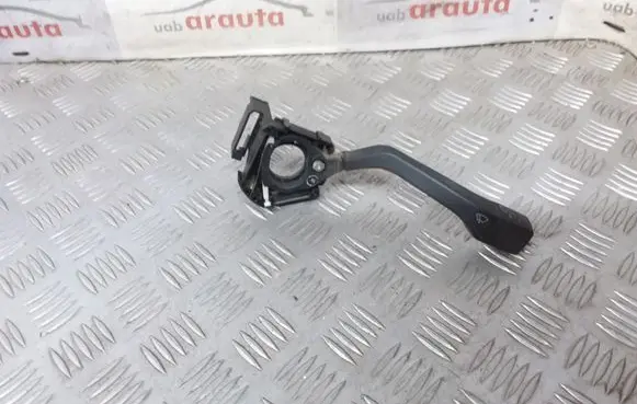 Volkswagen Golf II Wiper control stalk