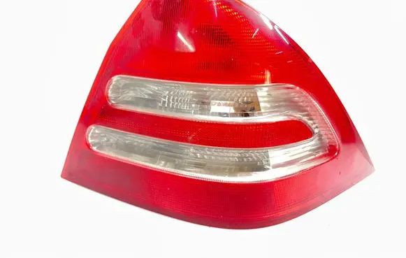 Mercedes-Benz C W203 Rear/tail lights 2038200264