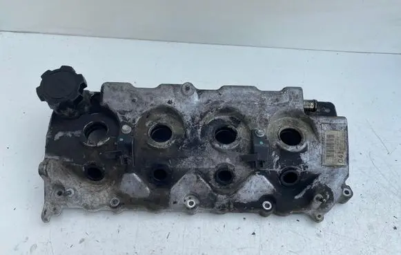 Toyota Avensis T220 Rocker cam cover 