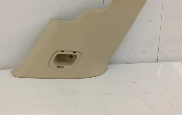 Volvo V60 (C) pillar trim 31102005