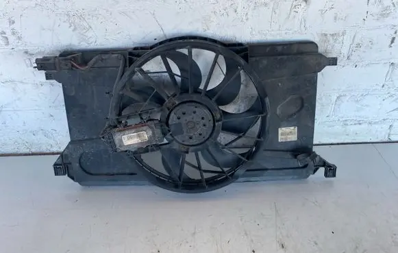 Volvo V50 Electric radiator cooling fan 1137328365