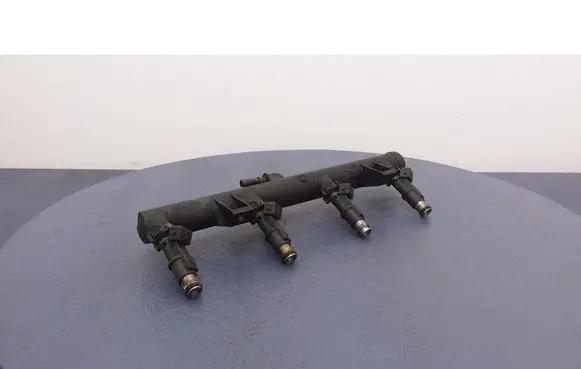 Citroen C5 Fuel main line pipe 01F005A