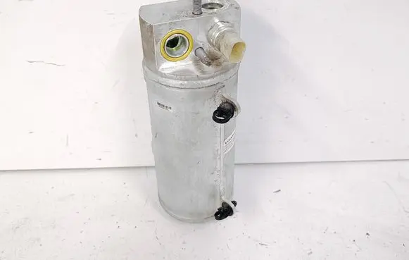 Volvo XC40 Air conditioning (A/C) air dryer 32373472