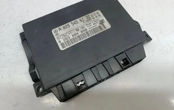 Mercedes-Benz S W220 Parking PDC control unit/module A0295456132 033M062M 0263004048