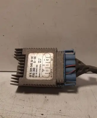 Mercedes-Benz Vaneo W414 Coolant fan relay A0255453232 SG300 898940000
