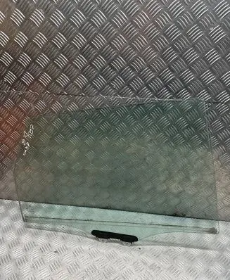 Honda CR-V Rear door window glass 43R00049 DOT24M25AS2