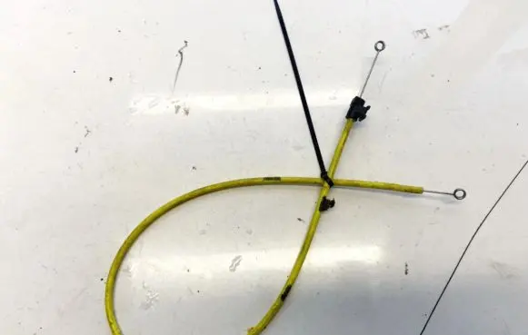 Volkswagen Golf IV Front door cable line 
