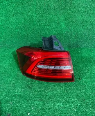 Volkswagen PASSAT B8 Rear/tail lights 3G9945207B 81440101