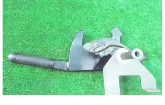 Hyundai Terracan Handbrake/parking brake lever assembly