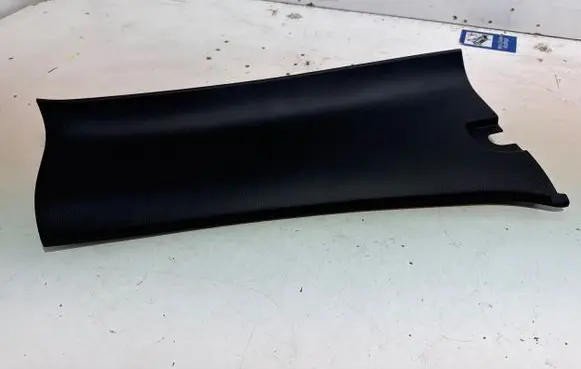 Ram 1500 (C) pillar trim P6BN42TX7AB N42AB