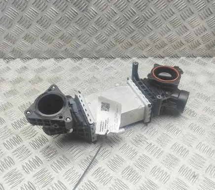 Audi Q5 SQ5 FY Intercooler radiator 06M145682G