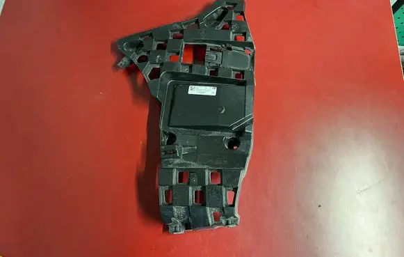 BMW X5 G05 Bumper support mounting bracket corner 7420653 51127420653
