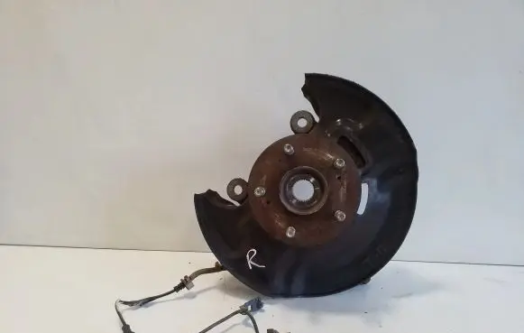 Honda CR-V Front wheel hub