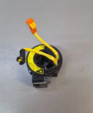 Toyota Avensis T250 Airbag slip ring squib (SRS ring) 