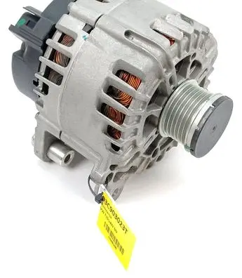 Volkswagen Tiguan Generator/alternator 03C903023T