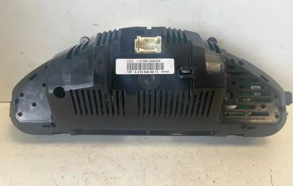 Mercedes-Benz CLS C219 Speedometer (instrument cluster) A2195406511 004185 110080349006