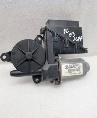 Volkswagen Polo Front door window regulator motor 6Q2959802A