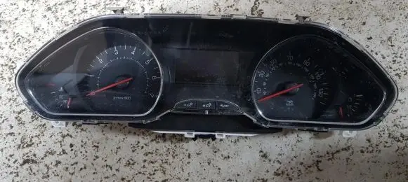 Peugeot 208 Speedometer (instrument cluster) 9805400680