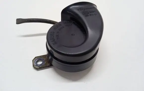 Subaru Legacy Horn signal E13000094 E130094