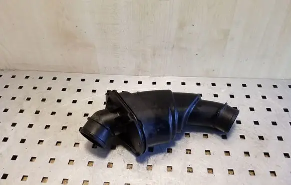 Volvo XC70 Intake resonator 30778734