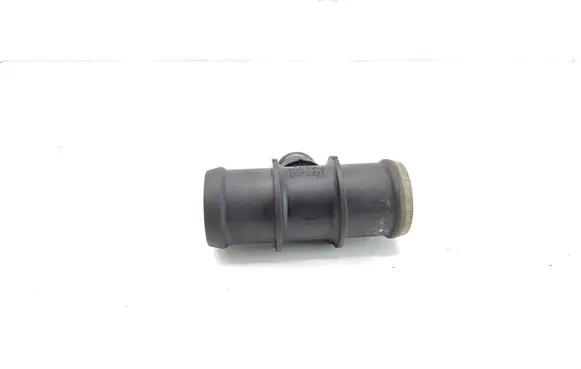 Volkswagen Tiguan Engine coolant pipe/hose 323220