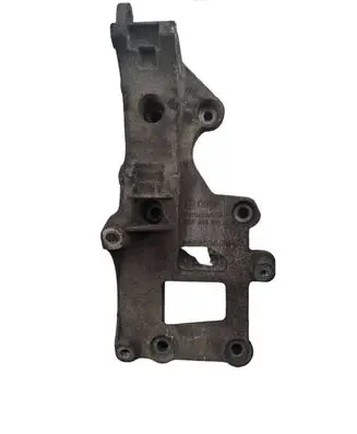 Volkswagen PASSAT B6 Engine mounting bracket 06F903143E