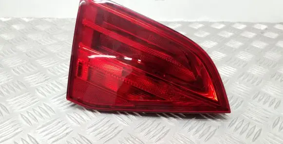 Audi A4 S4 B8 8K Tailgate rear/tail lights 8K9945093