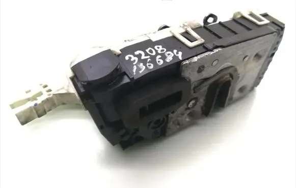 Volkswagen Crafter Front door lock A046465