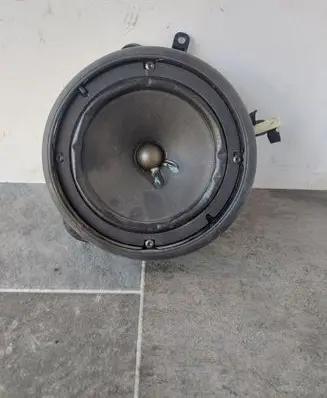 Audi A4 S4 B6 8E 8H Front door speaker 8E0035411A