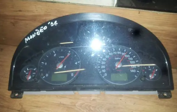 Ford Mondeo Mk III Speedometer (instrument cluster) 3S7F10841AA