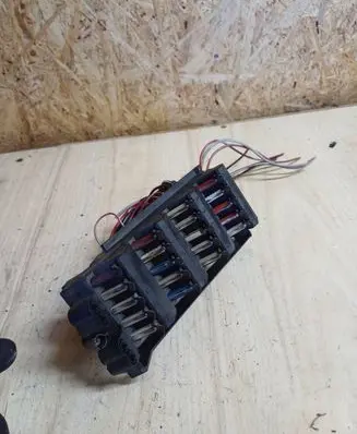 Mercedes-Benz E W124 Fuse module 1245401250