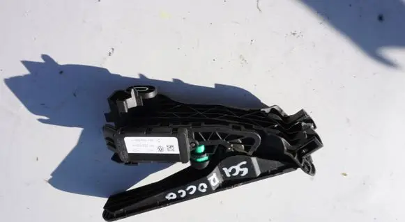 Volkswagen Scirocco Accelerator throttle pedal 1K1723503N