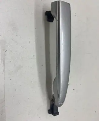 Toyota Land Cruiser (J120) Front door exterior handle