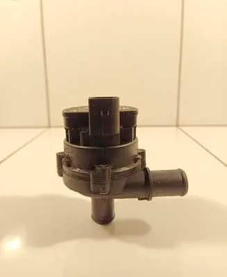 Nissan X-Trail T31 Electric auxiliary coolant/water pump 0392023015