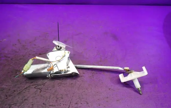 Rear window wiper motor