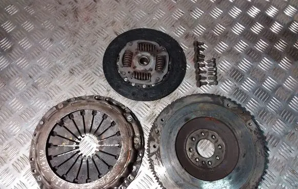 Peugeot 607 Clutch set kit 323042310
