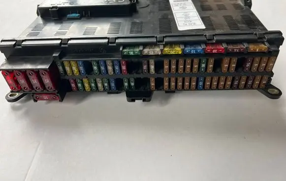 BMW 7 E38 Fuse box set 8380407