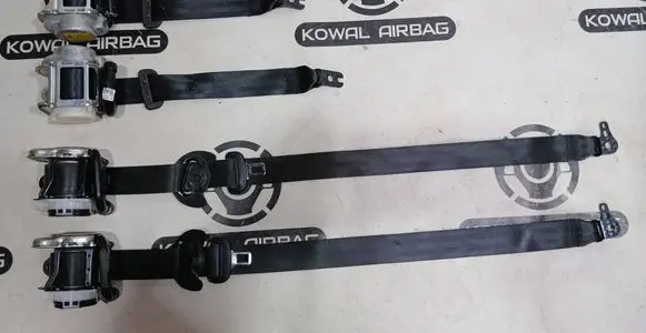 Volkswagen Tiguan Set of seat belts 5NC857706A 308331099898AE KR16P7C1R3