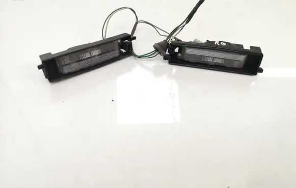 Toyota RAV 4 (XA20) Number plate light