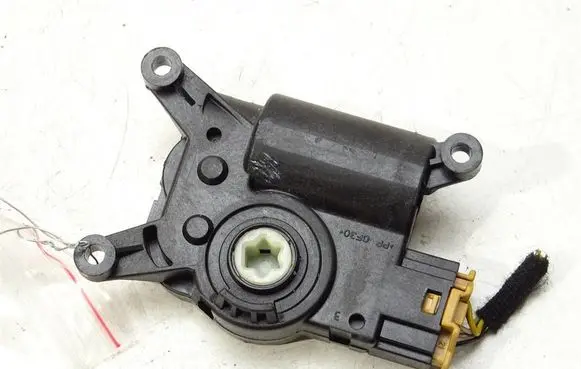 Alfa Romeo Giulia Air flap motor/actuator MR113800-4210