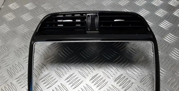 Jaguar XE Dash center air vent grill GX7314L21A GX7314L21BC