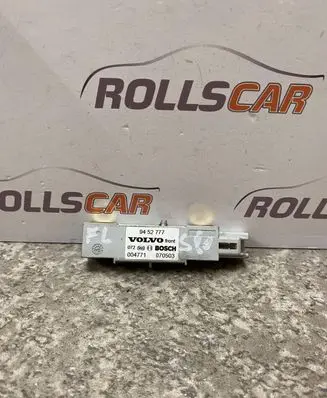 Volvo S80 Airbag deployment crash/impact sensor 9452777 004771 070503
