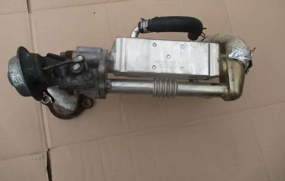 Mazda 6 EGR valve cooler R2AA20304 08F9A000011